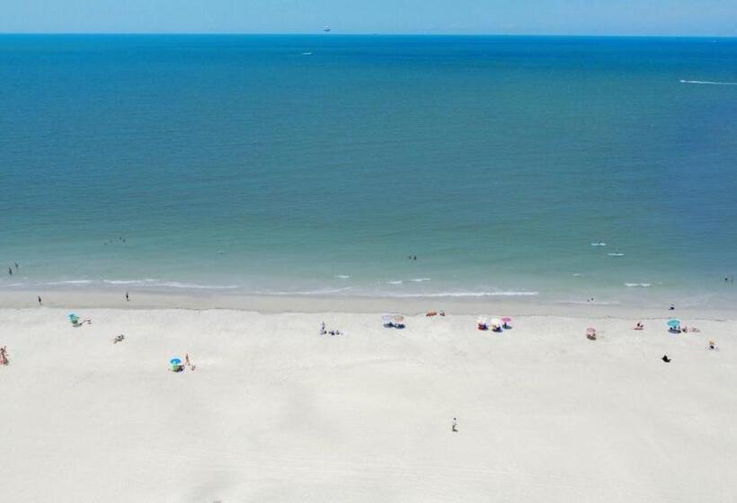 Tropic Terrace Suite #45 Beachfront Resort