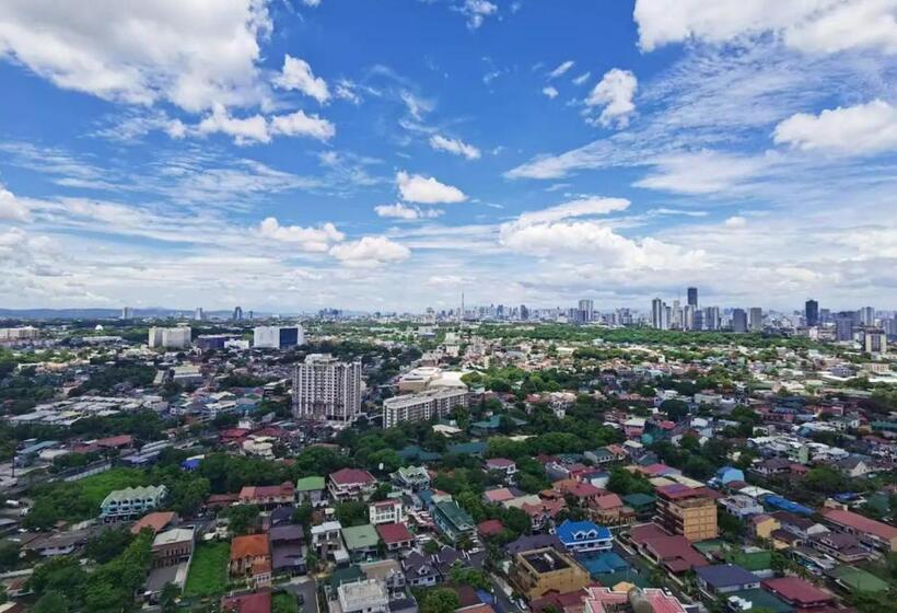 Affordable Studio Type Condo In Congressional Town Center