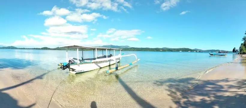 Beach Camp Bed & Breakfast