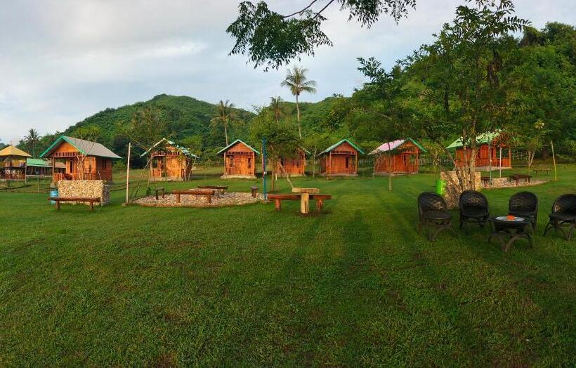 Beach Camp Bed & Breakfast