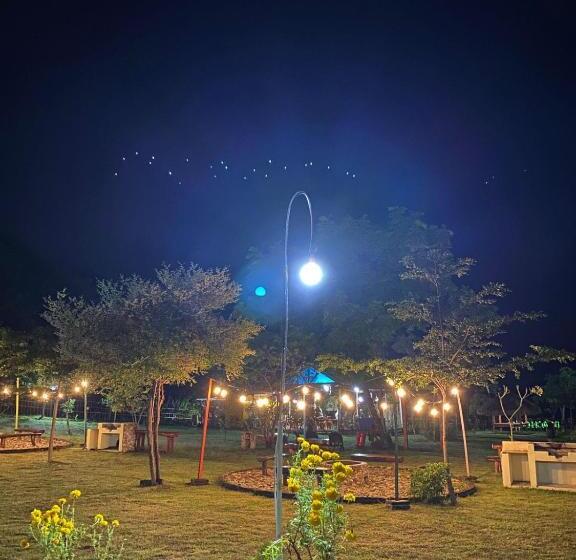 Beach Camp Bed & Breakfast