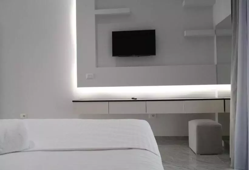 Aamiaismajoitus (B&B) Bar Restorant Hotel Rama