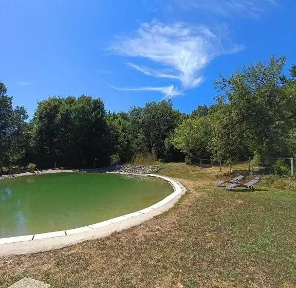 ベッドアンドブレックファースト Chambre Chardon