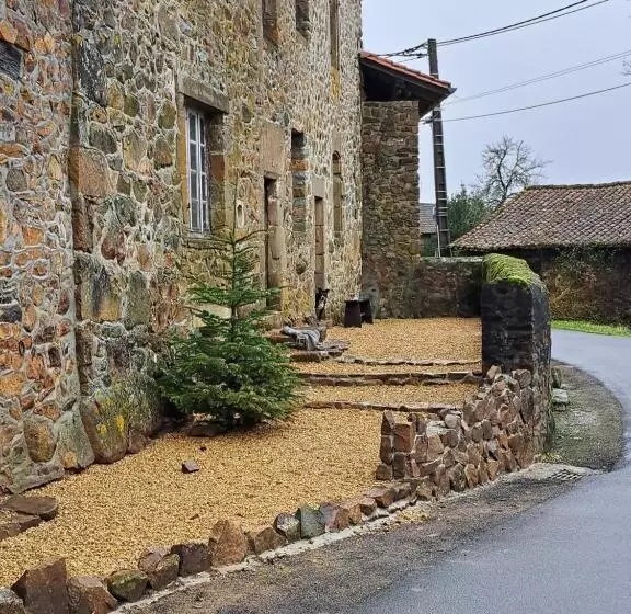 Aamiaismajoitus (B&B) Lavallade12