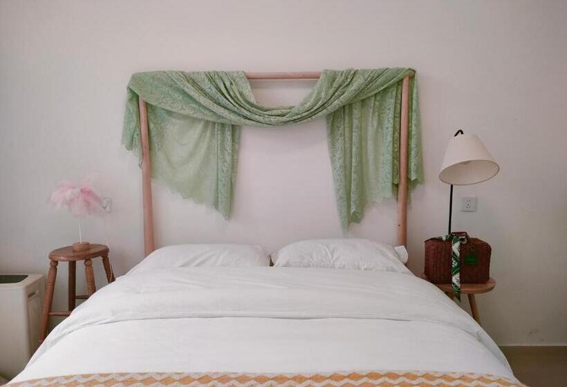 تختخواب و صبحانه Lotus Art Inn Pek Airport 菡庭筱院民宿北京首都机场店