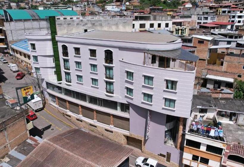 فندق Bermeo Plaza