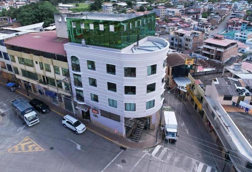 فندق Bermeo Plaza