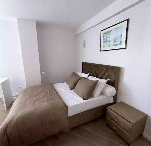 Hotelli Hôtel Le Pixi Angelus