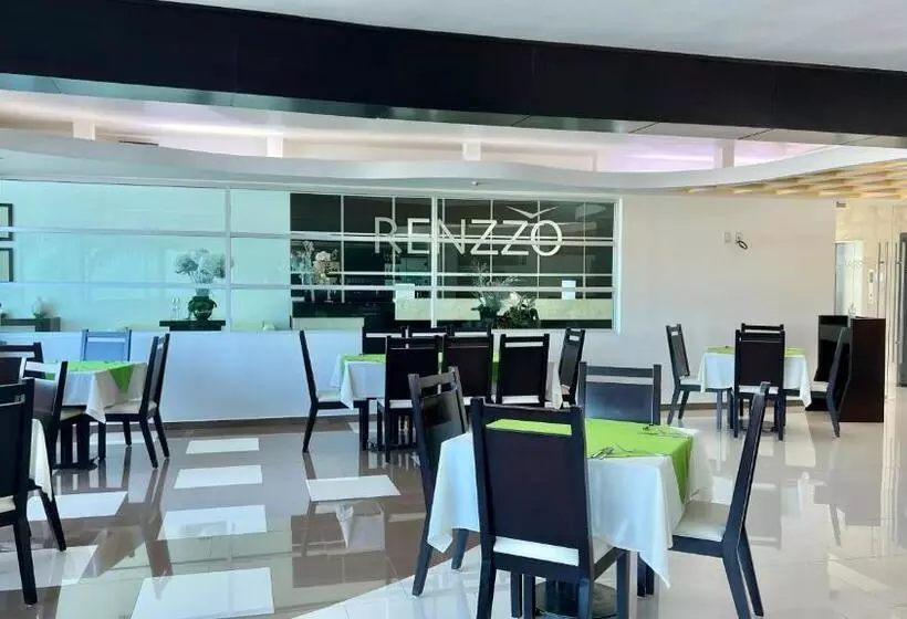 ホテル Renzzo