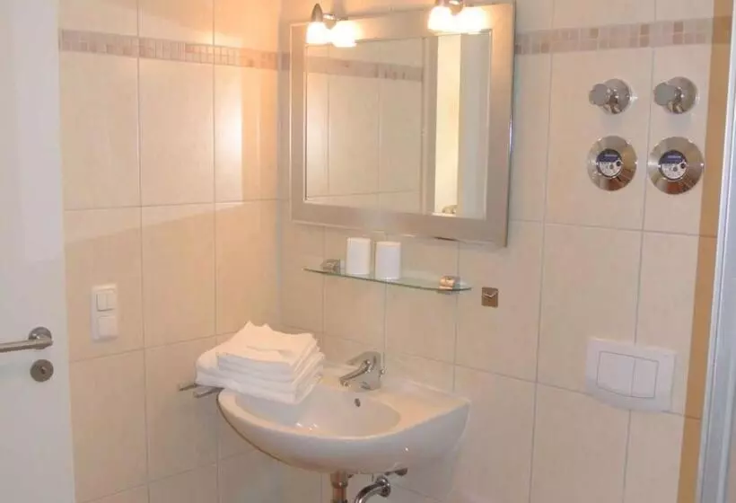 Hotelli Residenz Strandkrone 15