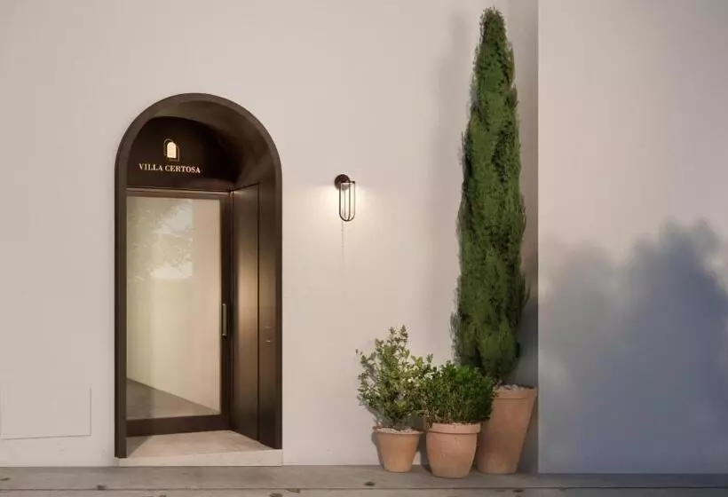 هتل Villa Certosa