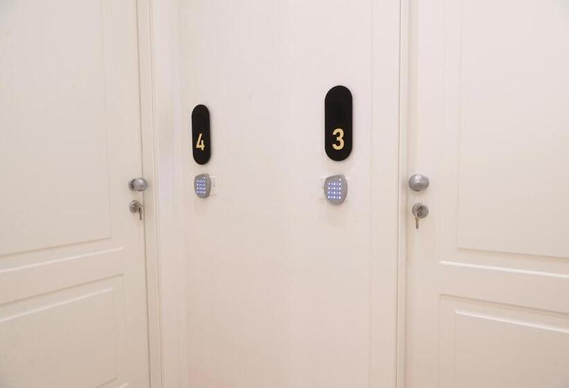 پانسیون Affittacamere Saint Bon 15   5 Terre Rooms And Suites