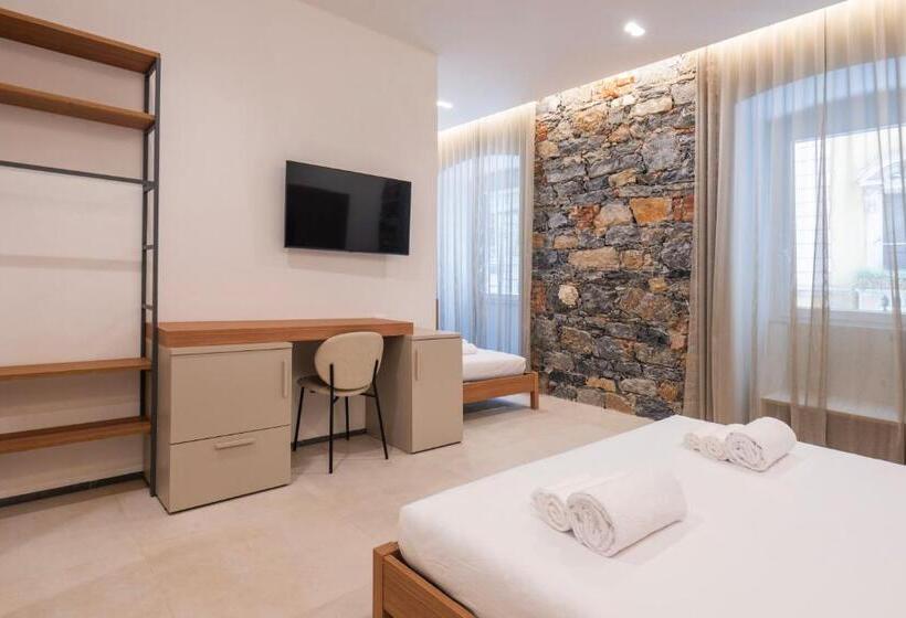 پانسیون Affittacamere Saint Bon 15   5 Terre Rooms And Suites