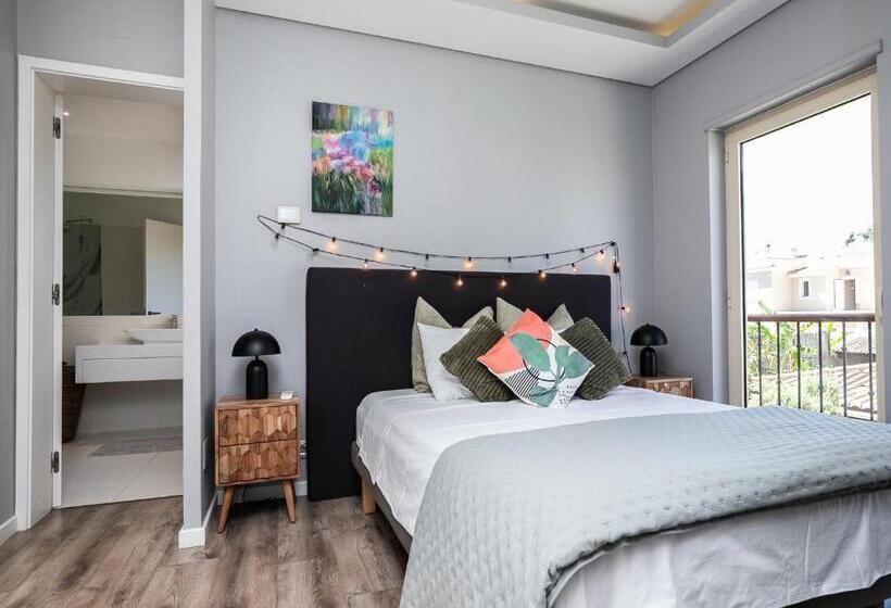 پانسیون Villa Ada