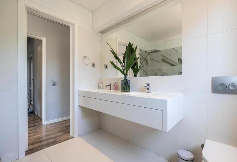 پانسیون Villa Ada