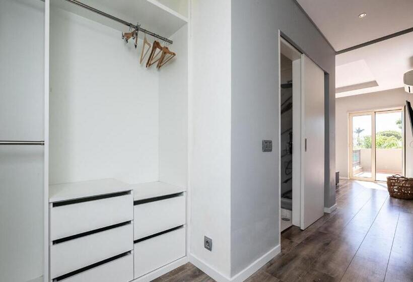 پانسیون Villa Ada