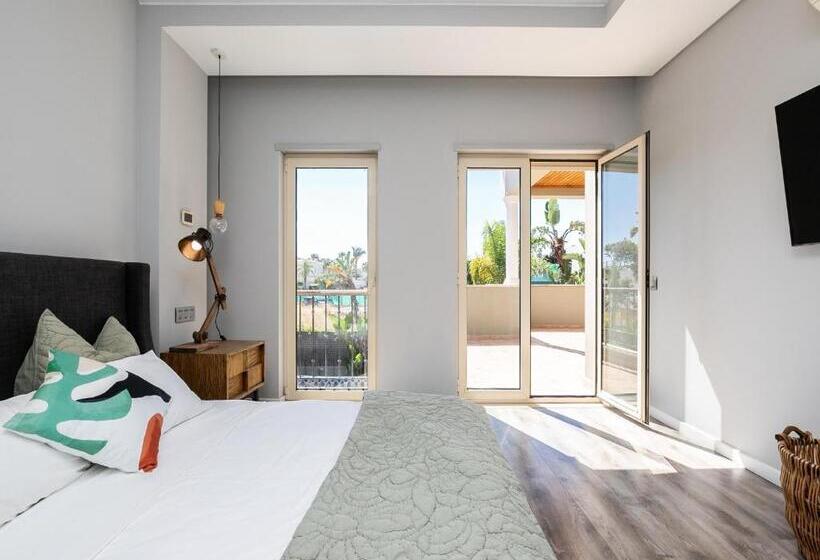 پانسیون Villa Ada