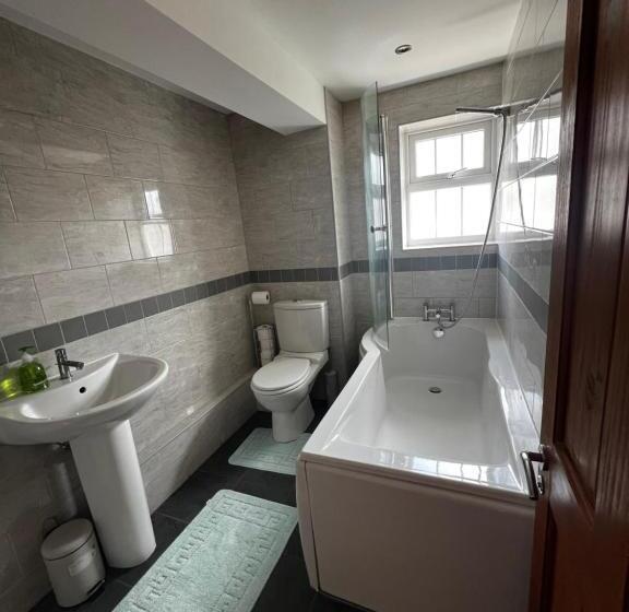 膳宿费 Cozy Castle Lane