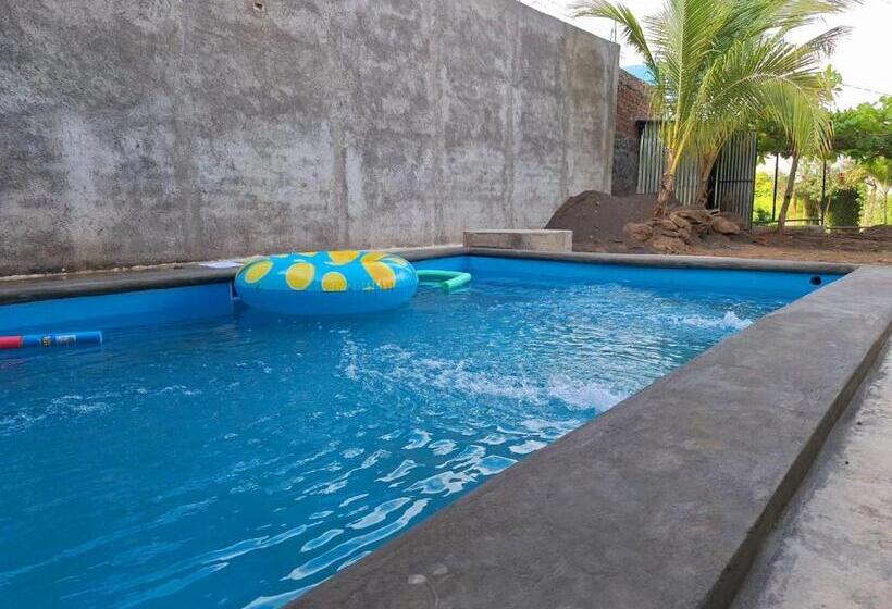 پانسیون Happy Place Ometepe