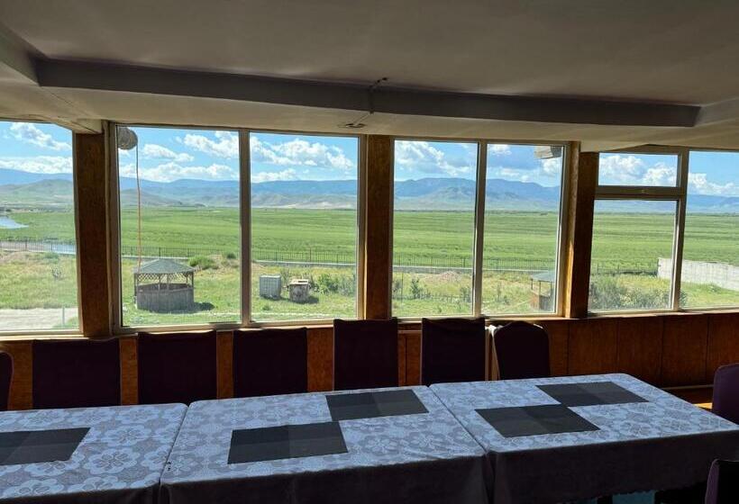 پانسیون Khuvsgul Edelweiss