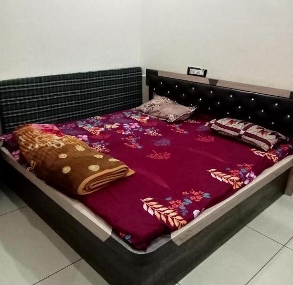 بنسيون Mumal Guest House