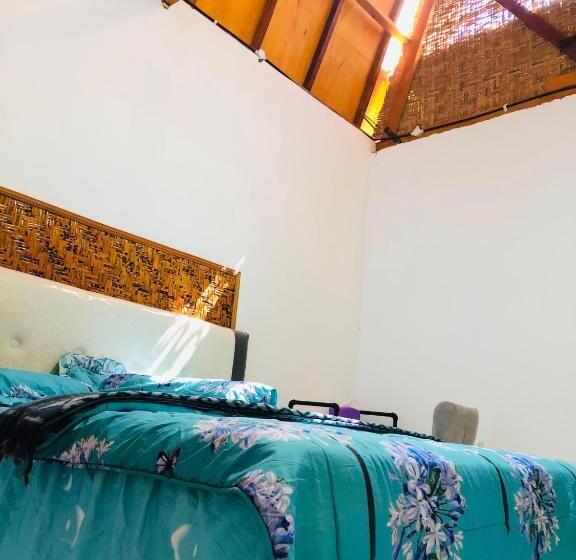 ペンション Rara Bale Tani Local Room