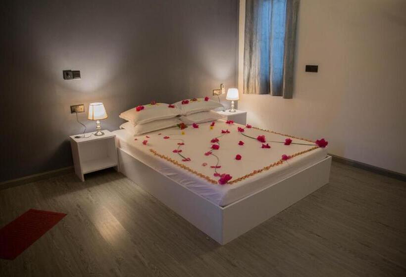 پانسیون Velidhoo Inn