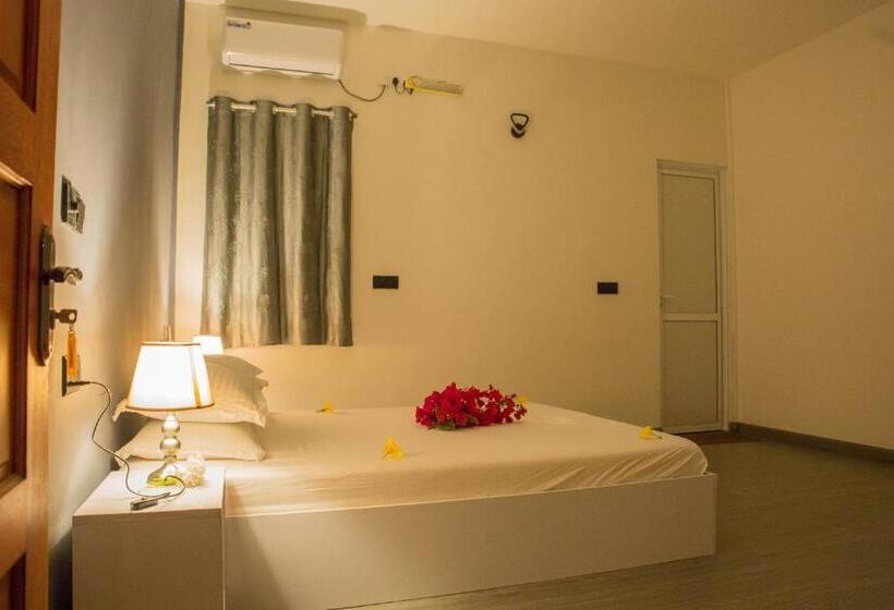 پانسیون Velidhoo Inn