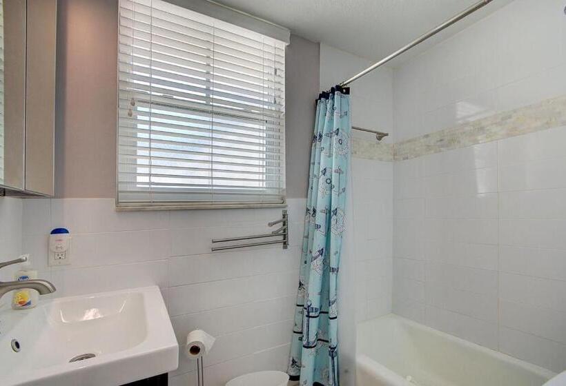 Lomakeskus Clearwater Beach Suites #104