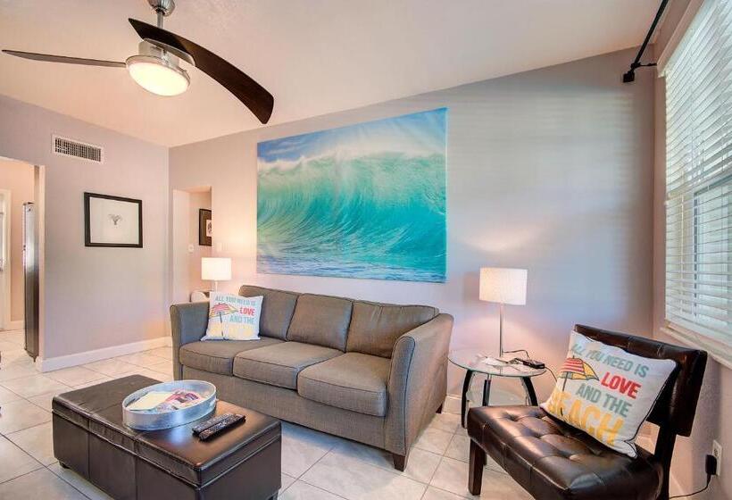 Lomakeskus Clearwater Beach Suites #104