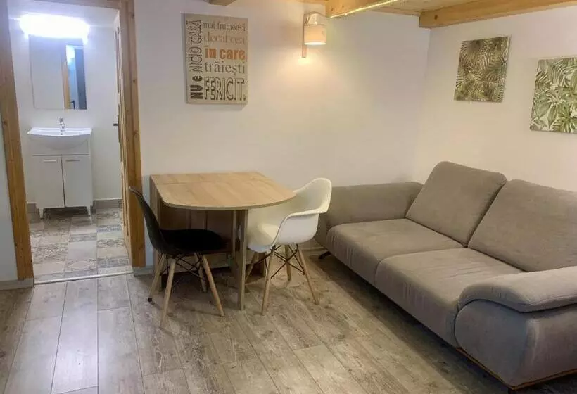 Aamiaismajoitus (B&B) Chic Retreat In The Heart Of The City