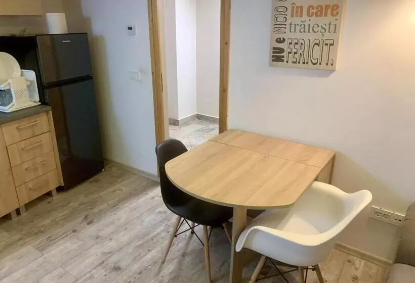 Aamiaismajoitus (B&B) Chic Retreat In The Heart Of The City