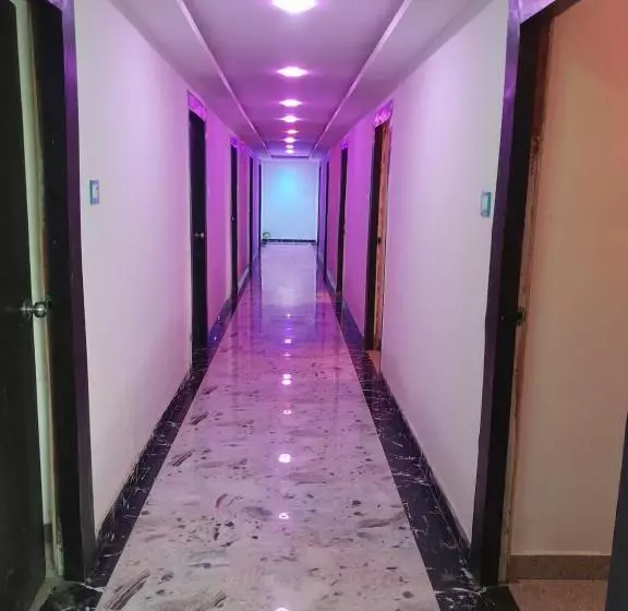 Happy Palace Resort