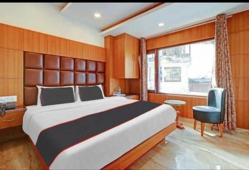 호텔 Clock View Square