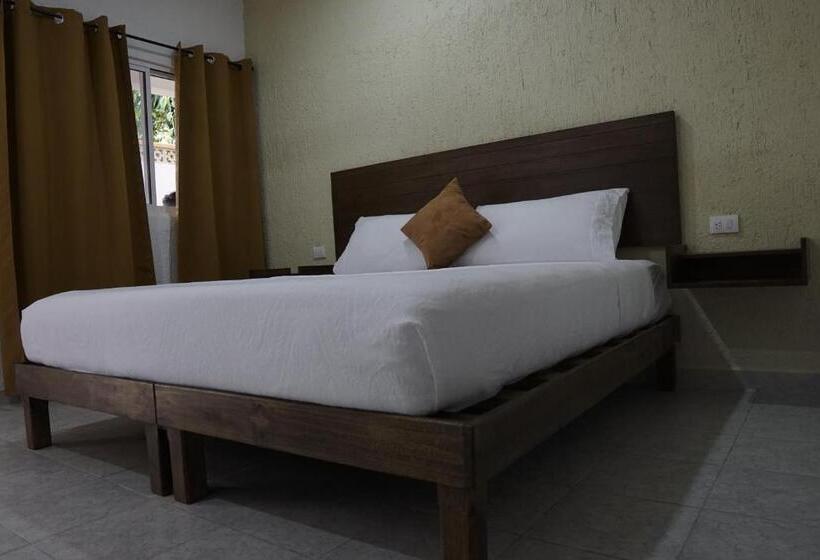 בית מלון כפרי Del Parque