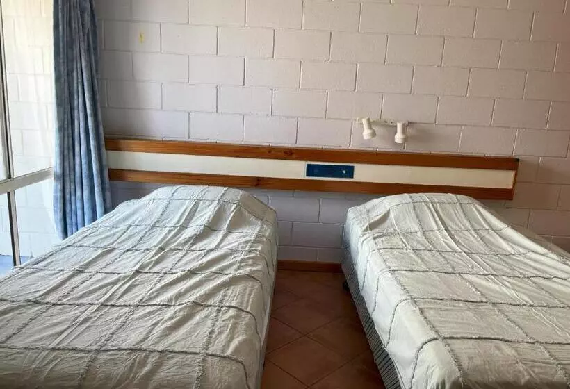 هتل Esperance Travellers Inn