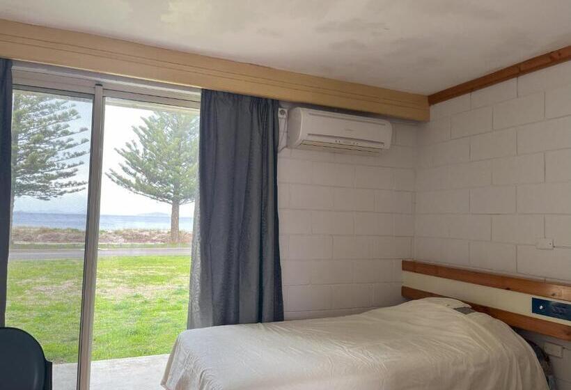 فندق Esperance Travellers Inn