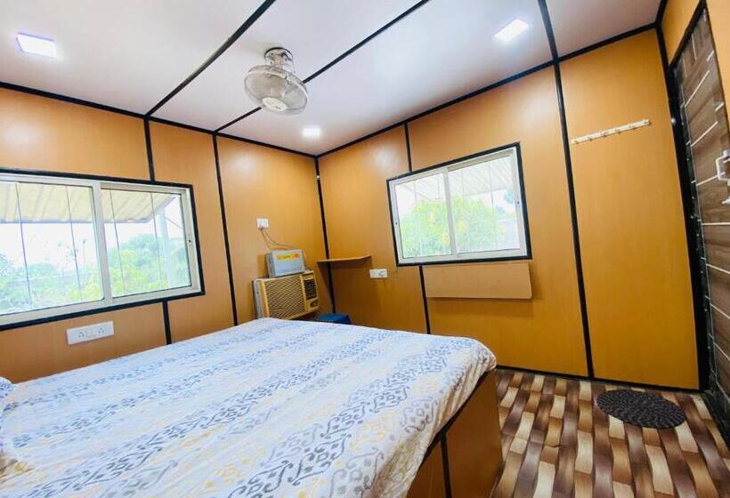 Hotel Jungle Paradise Resort Bhubaneswar