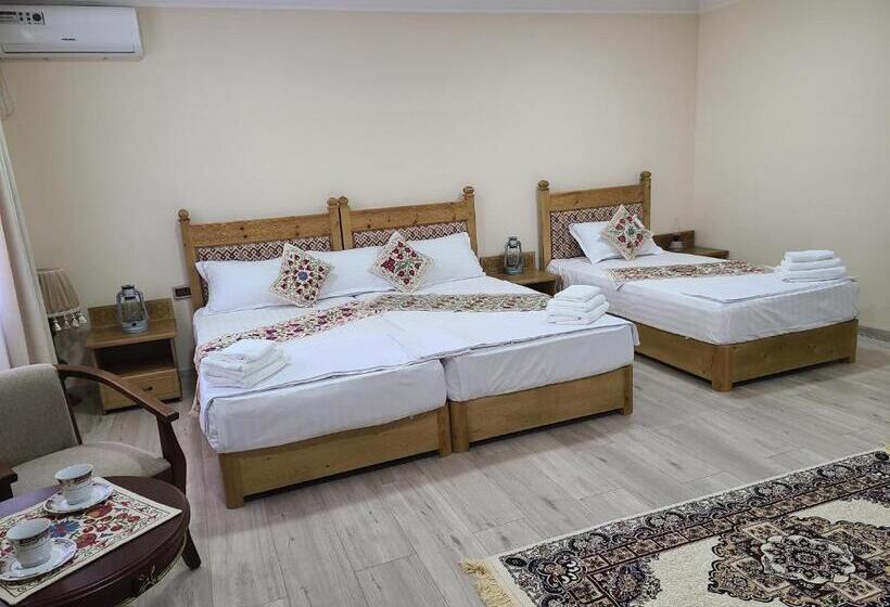 בית מלון כפרי Padishakh Boutique