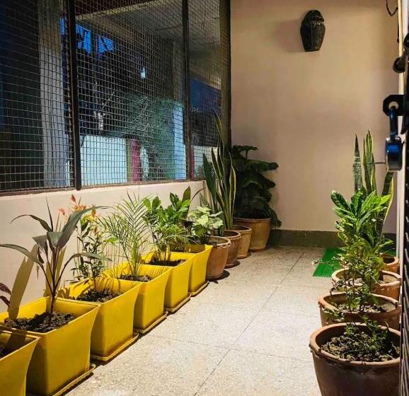 בית מלון כפרי Rudraksh ,a Luxury Home Stay In Varanasi