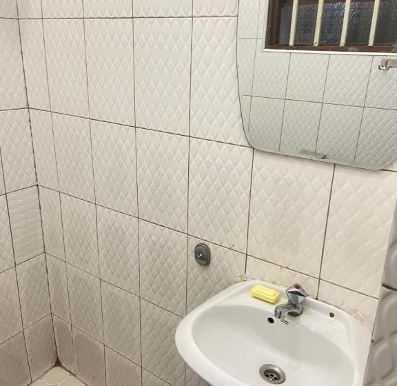 Nobhu Bed And Breakfast