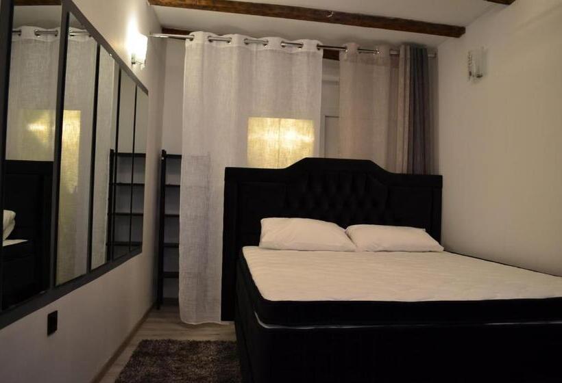 پانسیون Casa Lidia Brasov