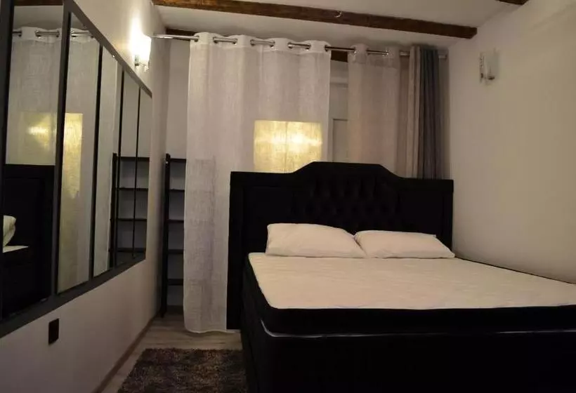 پانسیون Casa Lidia Brasov