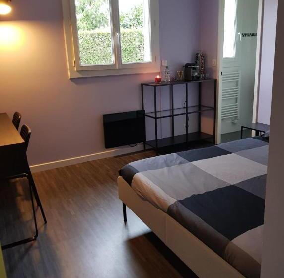 پانسیون Chambre Proche Astérix, Parc Expo Villepinte, Cdg, Bourget