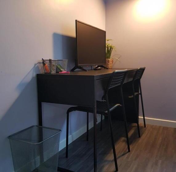 پانسیون Chambre Proche Astérix, Parc Expo Villepinte, Cdg, Bourget