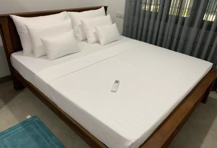 Majatalo Chern Matara Guest House