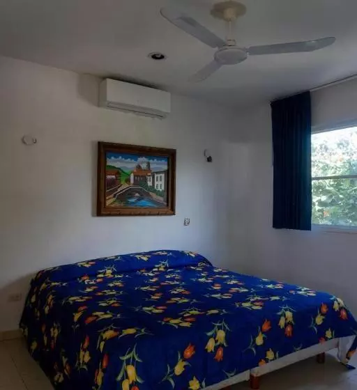 ペンション Suites 2 Habitaciones Triple