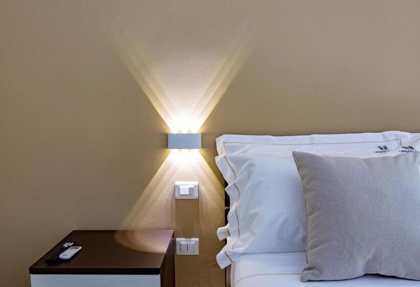 پانسیون Urban Oasis