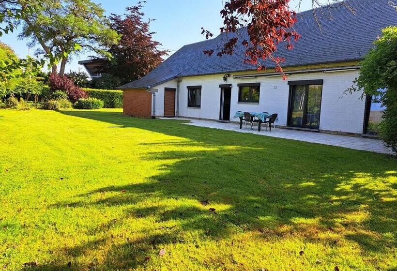 پانسیون Naninne