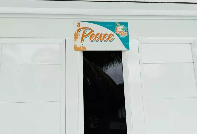 Kapselihotelli Keylee S Lodging